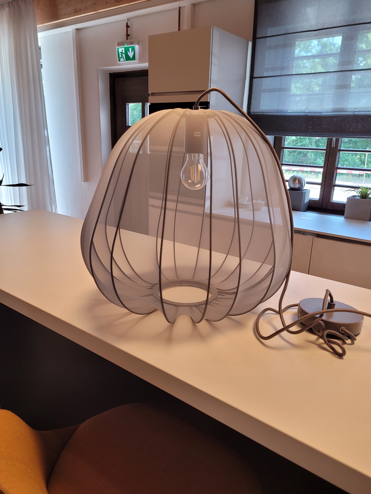 LHL Onlineshop - Abverkaufsmöbel - Bolia-Steelcase - Pendel Hängeleuchte Balloon klein 2