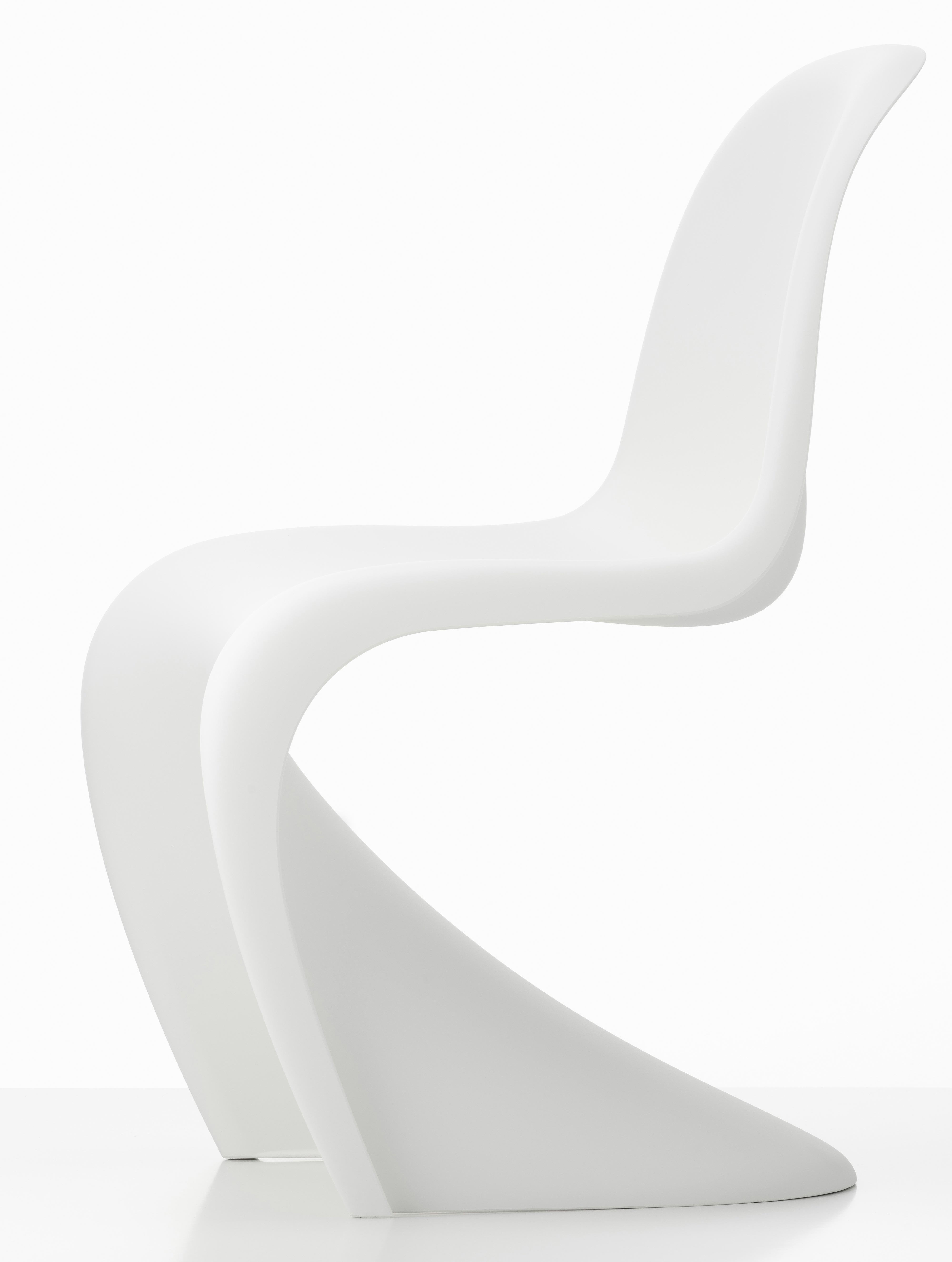 Designerstuhl Panton chair aus Plastik in weiss von Vitra im LHL-Shop –  Schraegansicht
