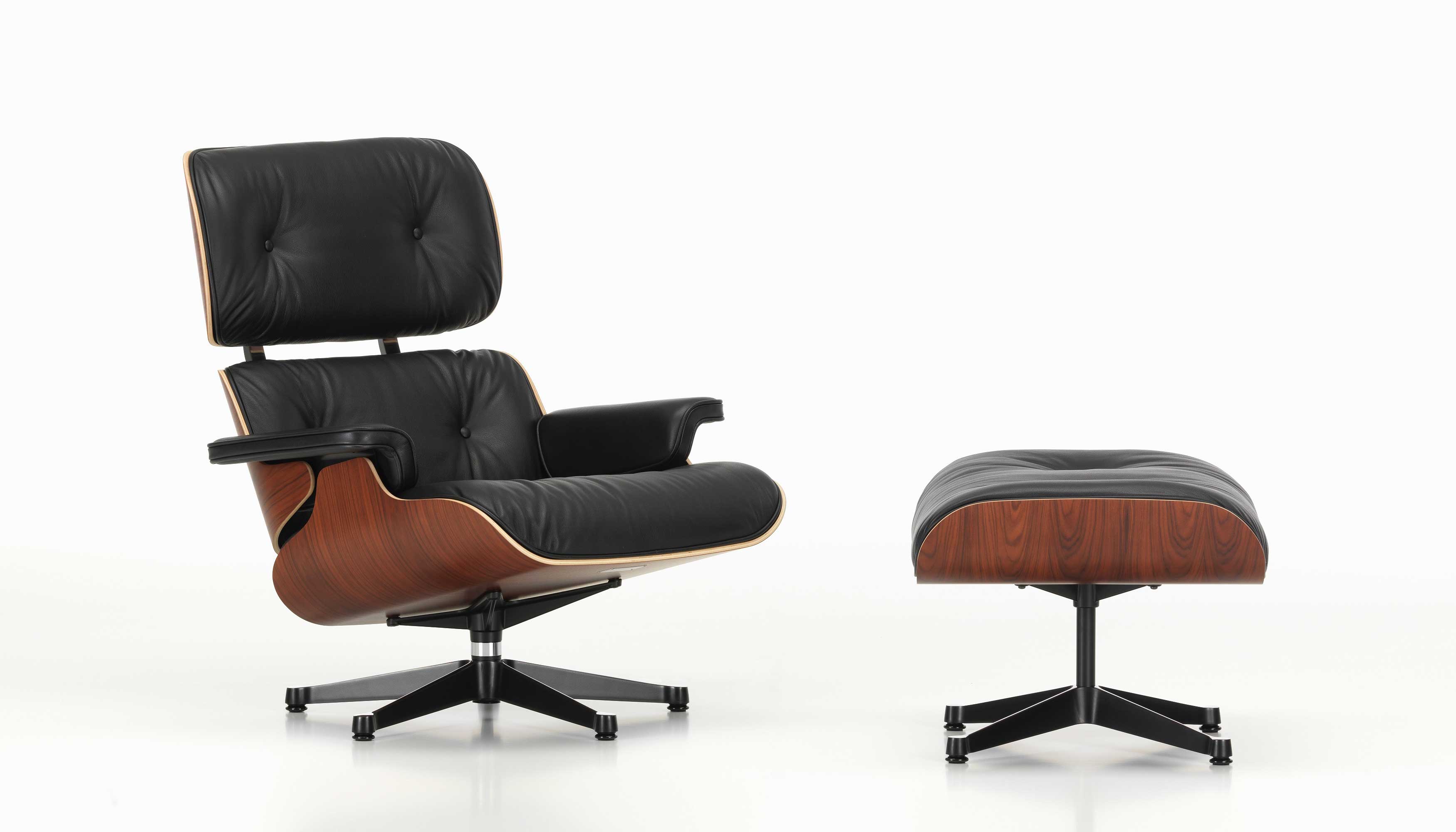 Designerstuhl Eames Lounge Chair mit Ottomane von Vitra mit schwarzem Leder und Holz Palisander und Fusskreuz schwarz bei LHL im Onlineshop kaufen – Frontansicht leicht gedreht